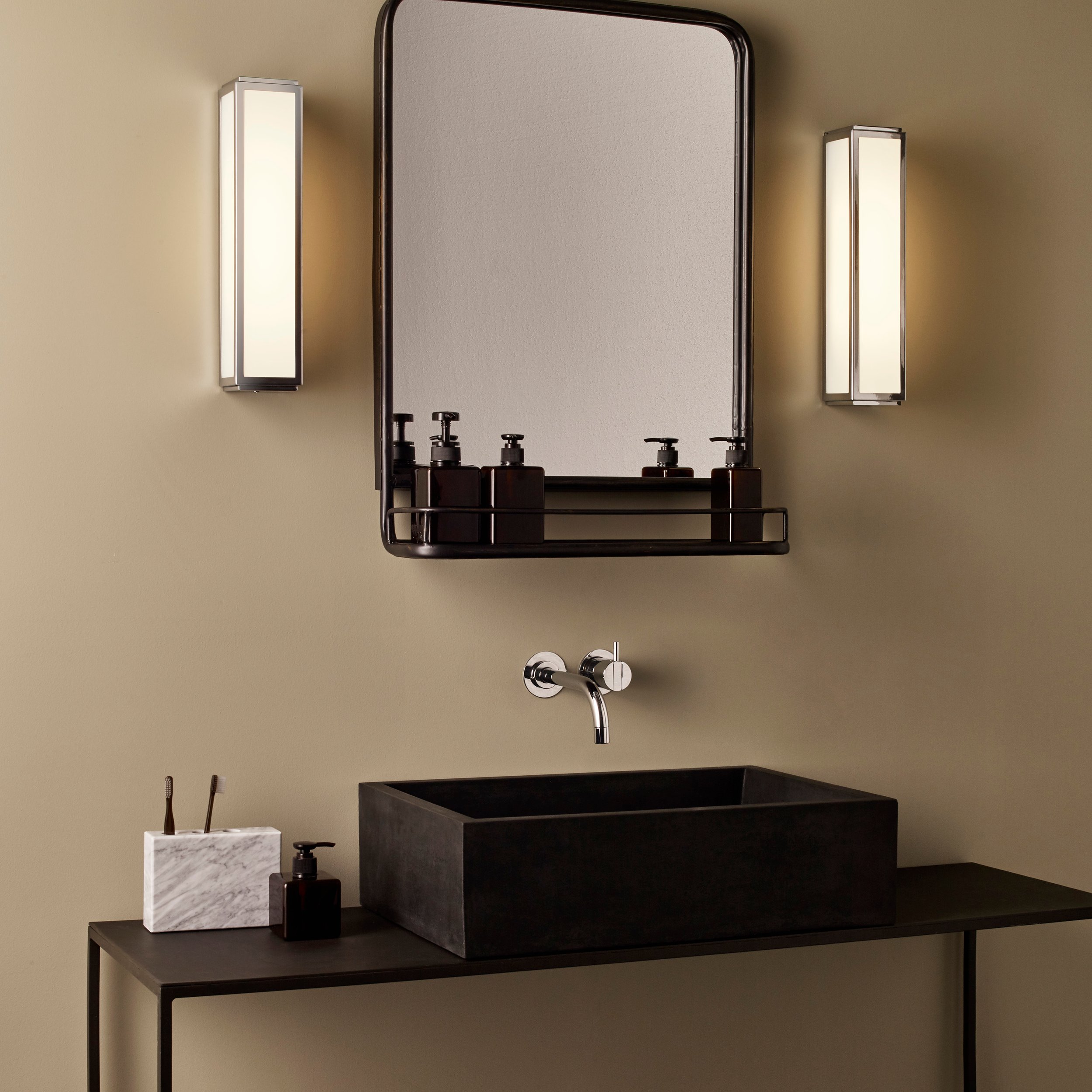 Mashiko 360 Classic Wall Light, Matt Gold | Astro