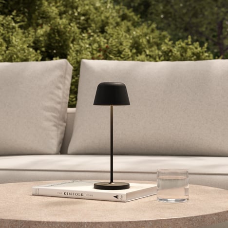 Nomad (1484001) in Textured Black - Insitu Image 3