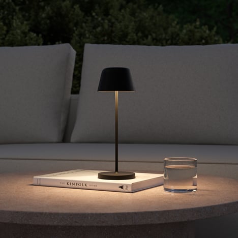 Nomad (1484001) in Textured Black - Insitu Image 4