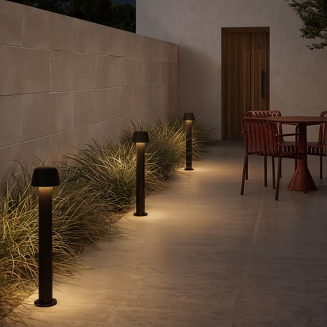 Nomad Bollard 700 (1484013) in Textured Black - Insitu Image 4