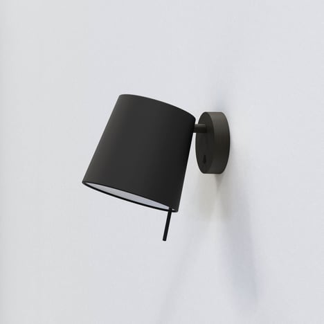 Mitsu Wall (1394004) in Bronze with Cone 173 (5018032) in Black Fabric