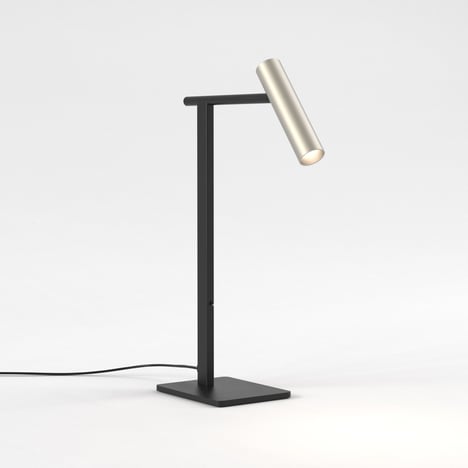 Leda Desk (1457002) in Mattschwarz with Leda Round Shade (5040001) in Nickel Matt