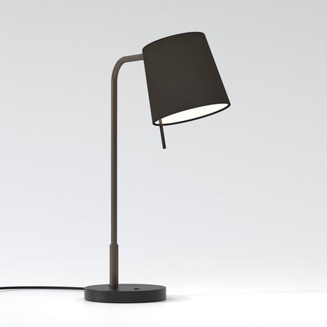 Mitsu Table (1394010) in Bronzo with Cone 173 (5018032) in Tessuto Nero