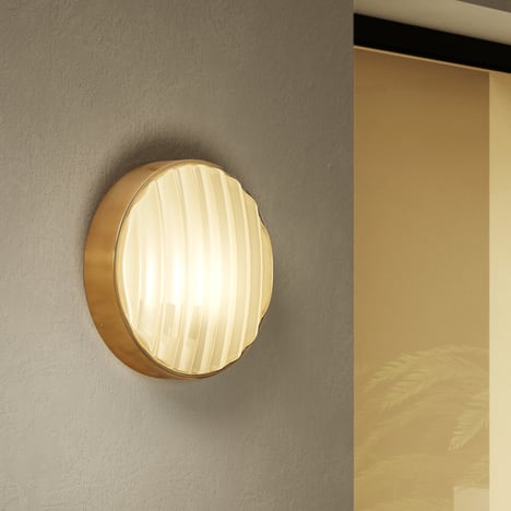 Montreal Round 300 Coastal (1032018) in Ottone Spazzolato PVD - Insitu Image 7