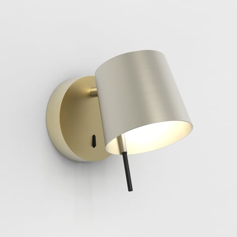 Miura Wall (1444003) in Matt Gold with Cone 105 (5018053) in Matt Nickel
