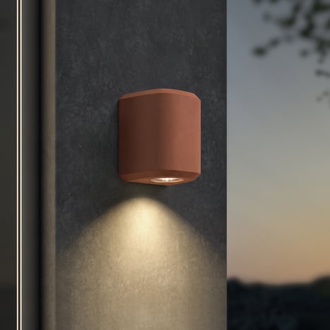 Brixham Wall Single (1513007) in Terracotta Concrete - Insitu Image 2