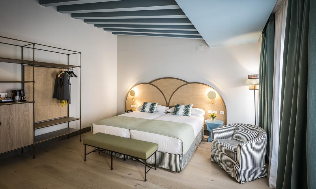 Hotel Casa De Indias By Intur, Spain - Enna reading light