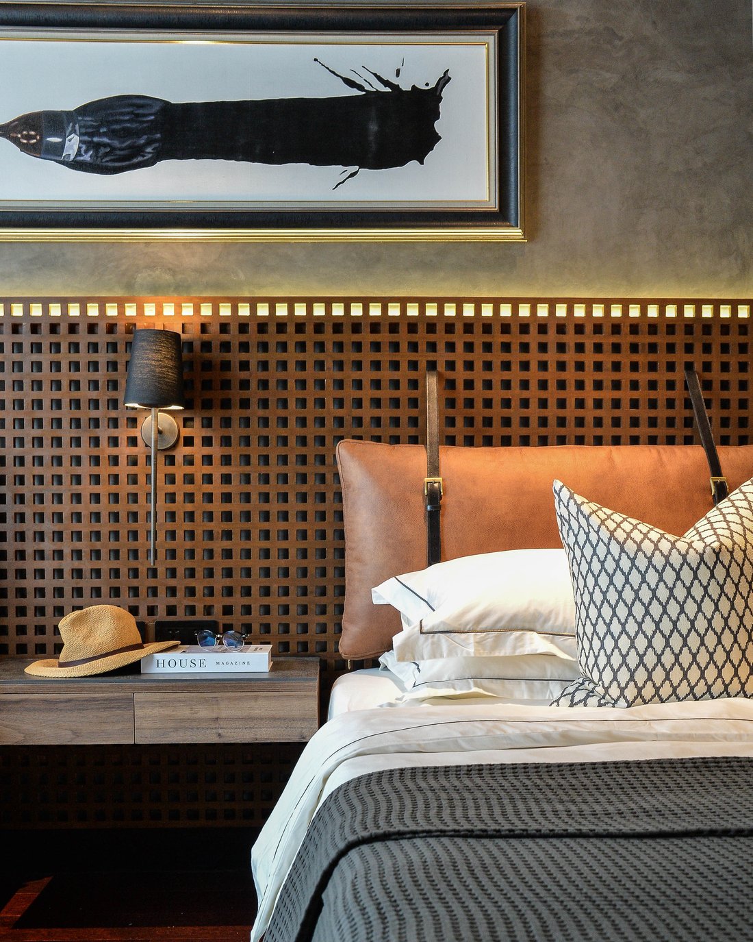 Beauville wall light, Garden Towers Makati