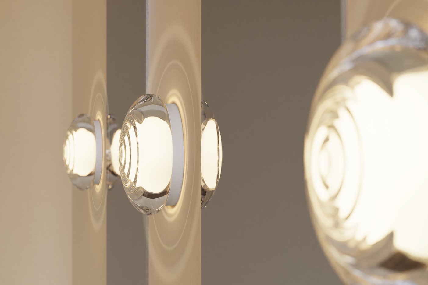 Astro Drop wall light