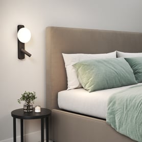 Zeppo Reader (1176009) in Matt Black - Insitu