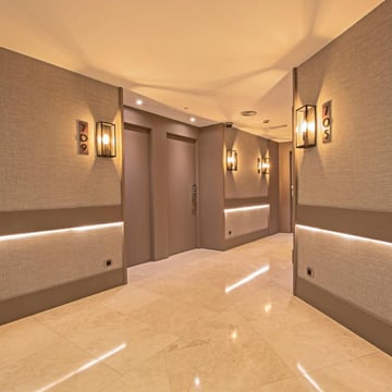 Hotel Zenit Lisboa corridor - featuring Messina wall lights