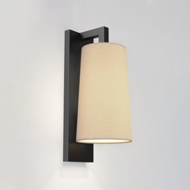 ASTRO （All Light / SWITCH ON）ウヌ多め　値下げ Anton Wall Light, Matt Black | Astro