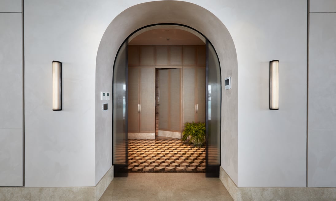 Regent Apartment, Mangkuluhur City - Versailles 600
